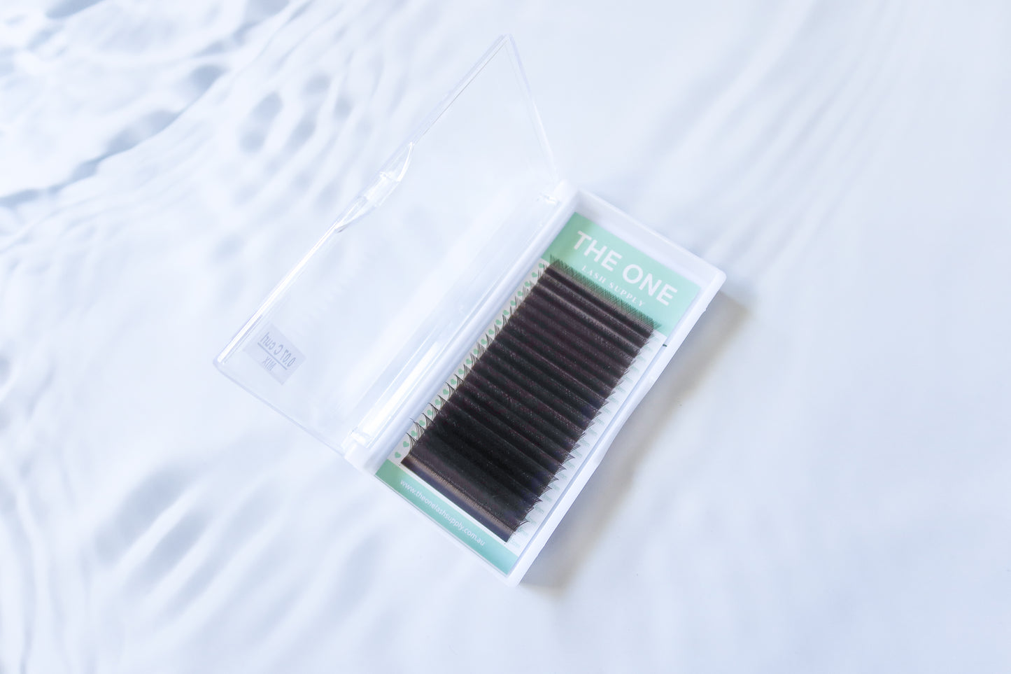 YY Lashes in Dark Chocolate